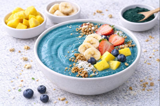 Tropical Spirulina Smoothie Bowl